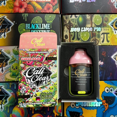 Cali Clear Guava Haze X Mochi Melon 2G Vape